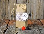 caja-regalo-boda-keep-calm-&-celebrate-the-bodorrio-05
