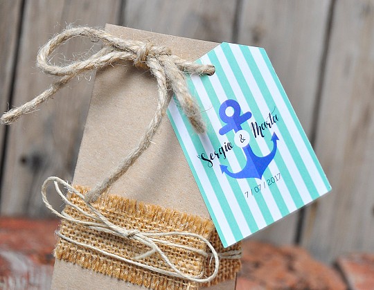 caja regalo boda mi ancla eres tu 02 con etiqueta - Weddingstudio caja-regalo-boda-mi-ancla-eres-tu-02