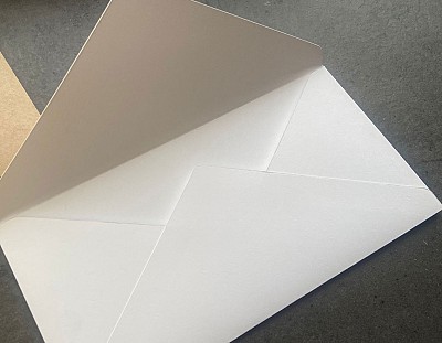 Sobre 11x22cm Blanco Roto
