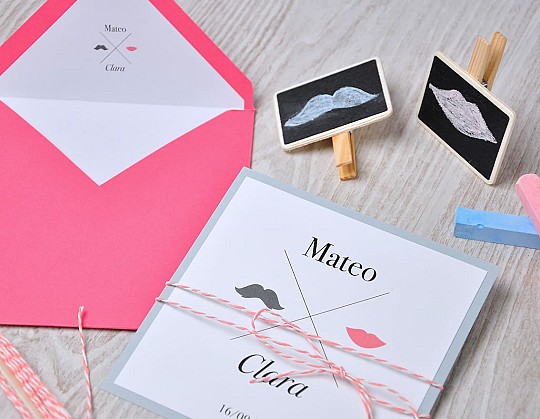 invitacion boda moderna me vuelves crazy 02 original - Weddingstudio invitacion-boda-moderna-me-vuelves-crazy-02