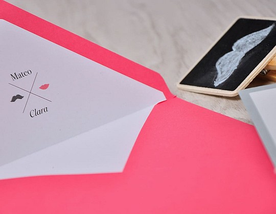 invitacion-boda-moderna-me-vuelves-crazy-05