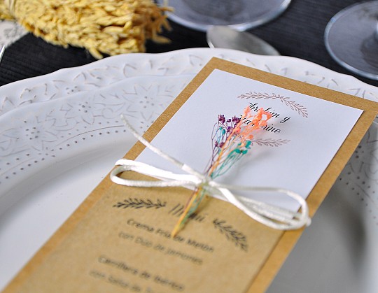 minuta menu boda somos memories 02 con flores - Weddingstudio minuta-menu-boda-somos-memories-02
